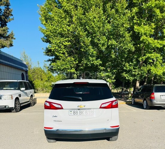 Chevrolet Equinox-12
