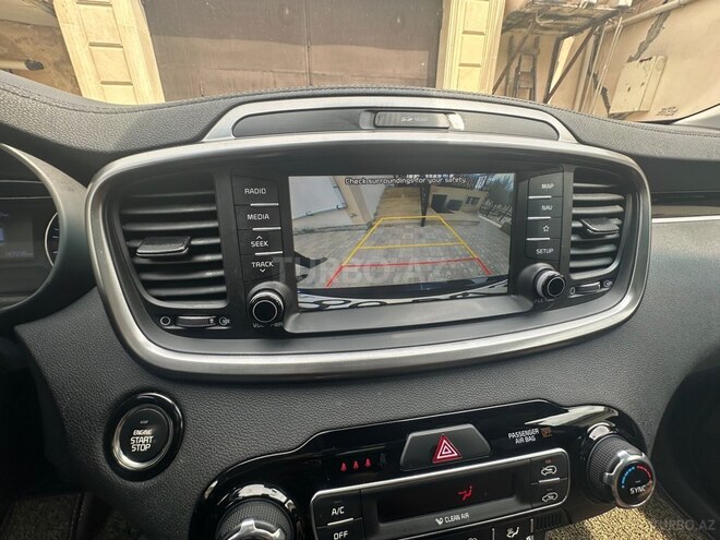 Kia Sorento-5