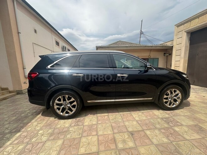 Kia Sorento-19