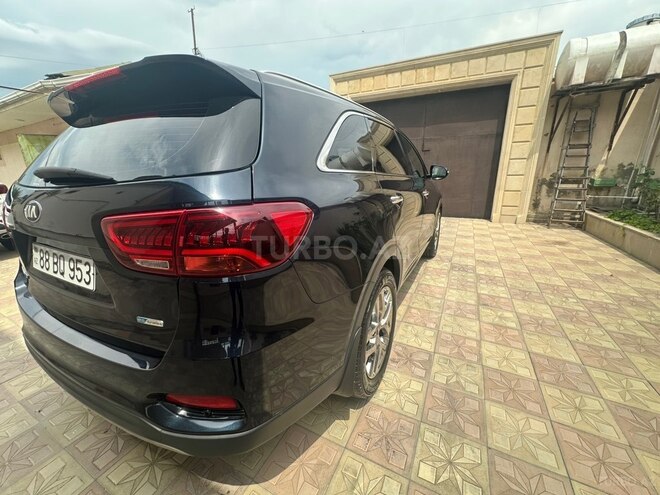 Kia Sorento-16