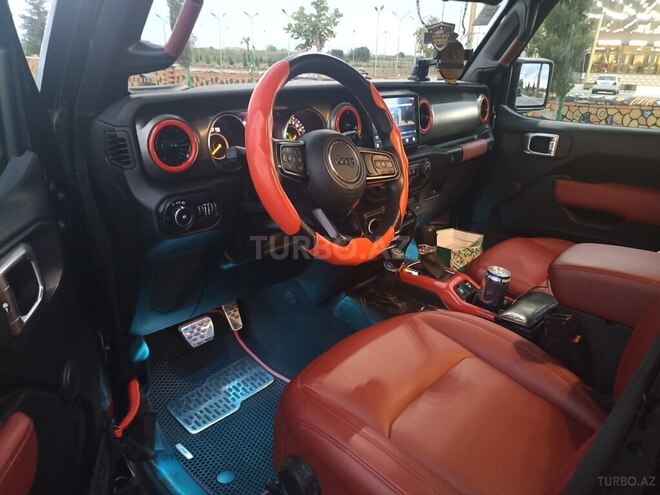 Jeep Wrangler-14