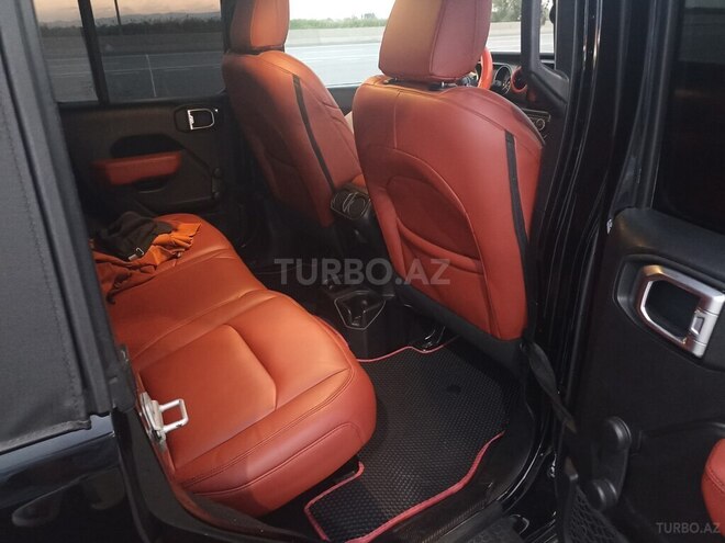Jeep Wrangler-17