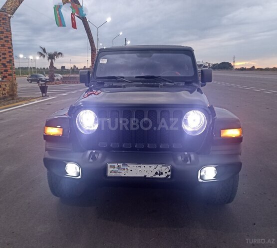 Jeep Wrangler-12