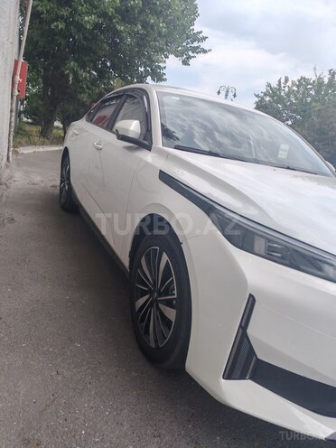 Changan Qiyuan A05-5