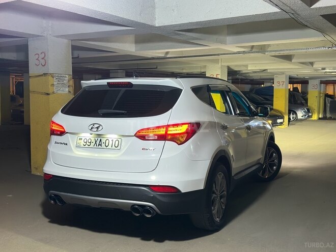 Hyundai Santa Fe-4
