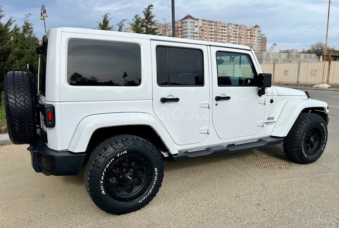 Jeep Wrangler-3