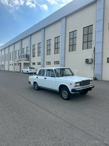 LADA (VAZ) 2107-6