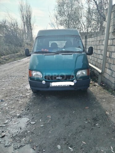Ford Transit-1