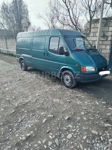 Ford Transit-3