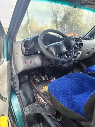 Ford Transit-10