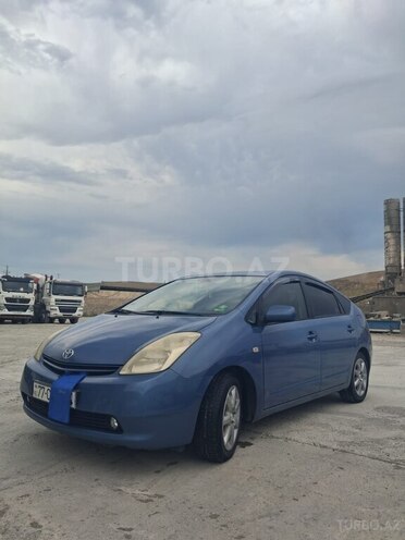 Toyota Prius-1