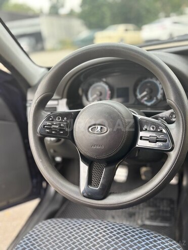 LADA (VAZ) Priora-12