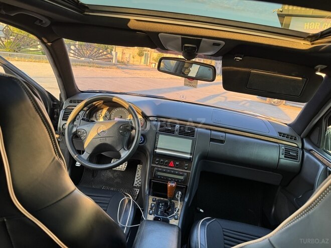 Mercedes E 240-9
