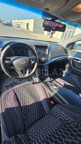 Hyundai i40-8