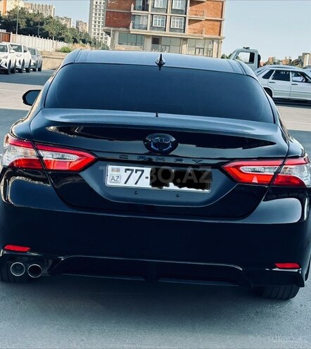 Toyota Camry-9