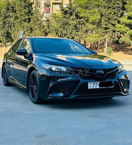 Toyota Camry-8