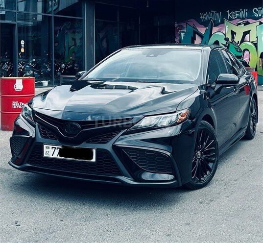 Toyota Camry-1