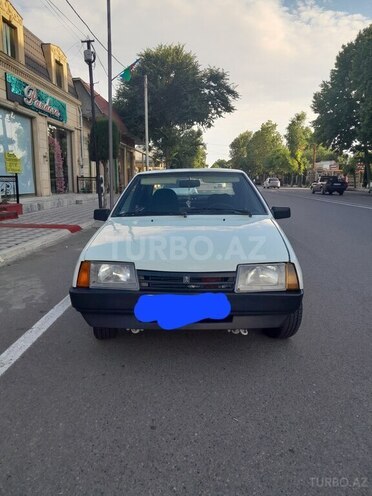 LADA (VAZ) 21099-2