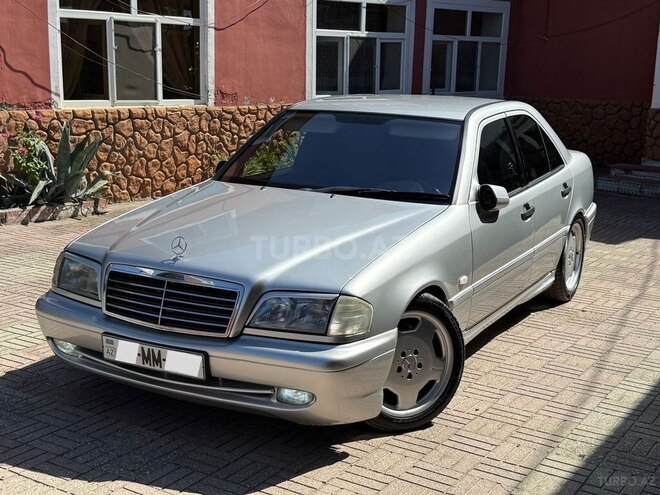 Mercedes C 240-1