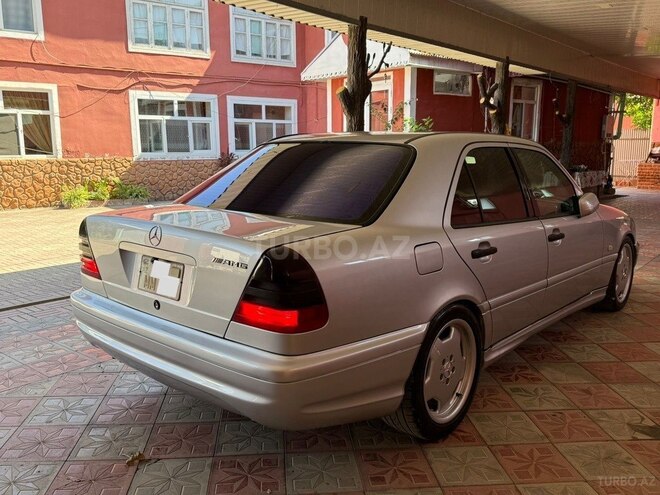 Mercedes C 240-7