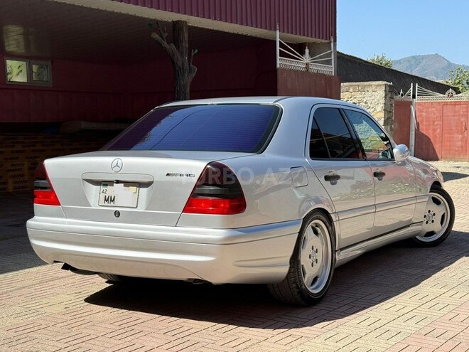 Mercedes C 240-8