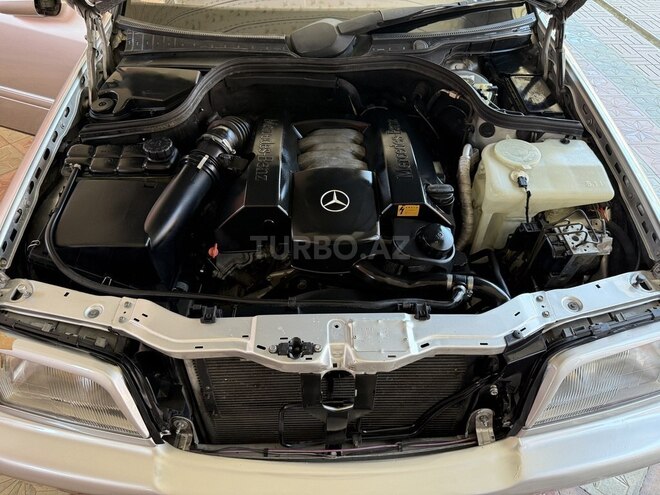 Mercedes C 240-18