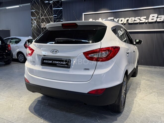 Hyundai ix35-5