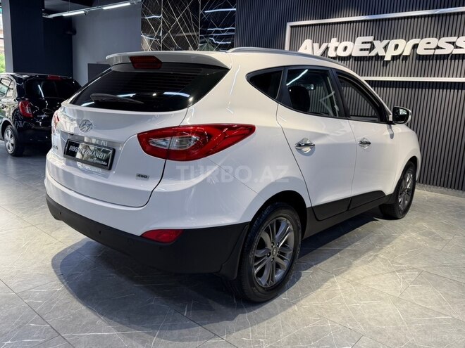 Hyundai ix35-4