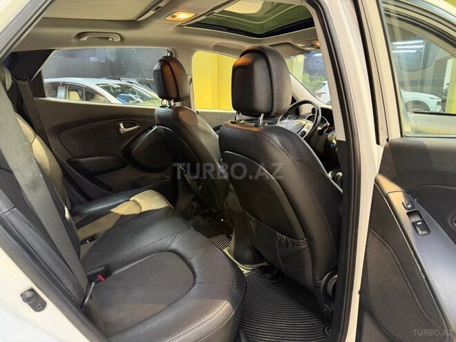 Hyundai ix35-14