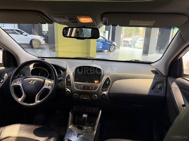 Hyundai ix35-13