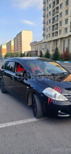 Nissan Tiida-2
