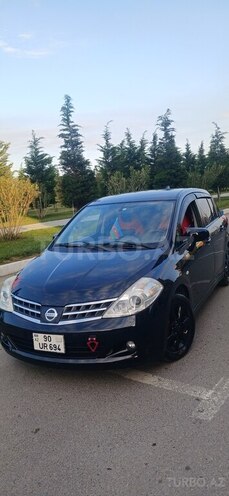 Nissan Tiida-1