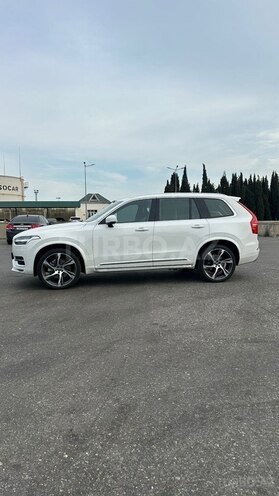 Volvo XC90-7