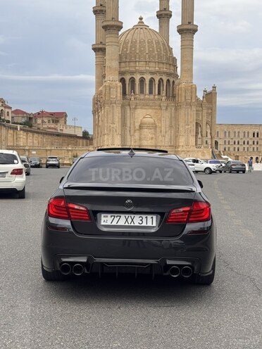 BMW 528-2