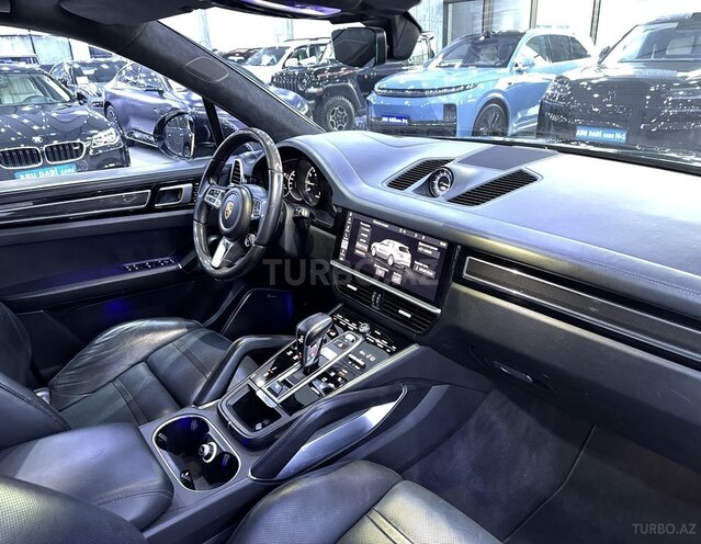 Porsche Cayenne Turbo S E-Hybrid-11