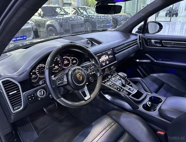 Porsche Cayenne Turbo S E-Hybrid-10