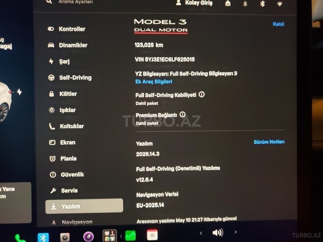 Tesla Model 3-13