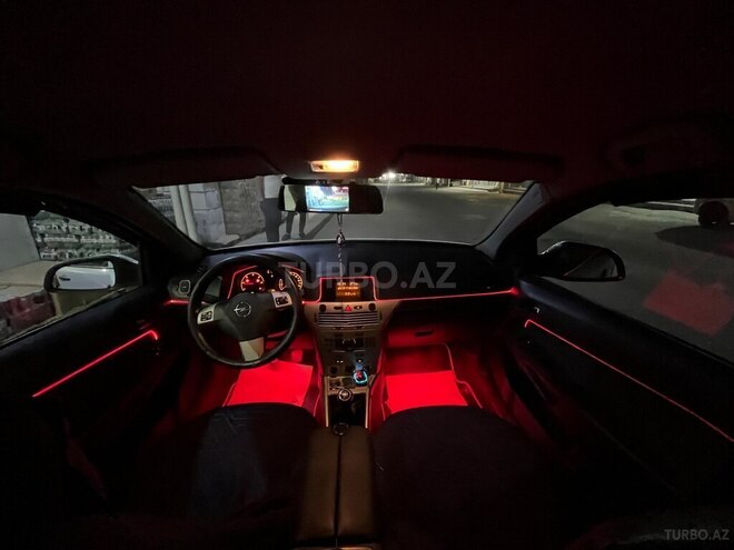 Opel Astra-10