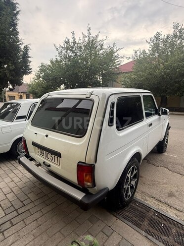 LADA (VAZ) Niva-4