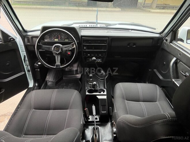 LADA (VAZ) Niva-6