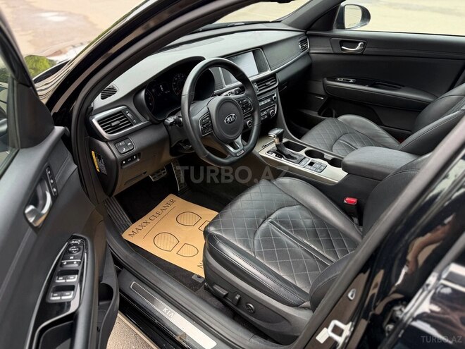 Kia Optima-11