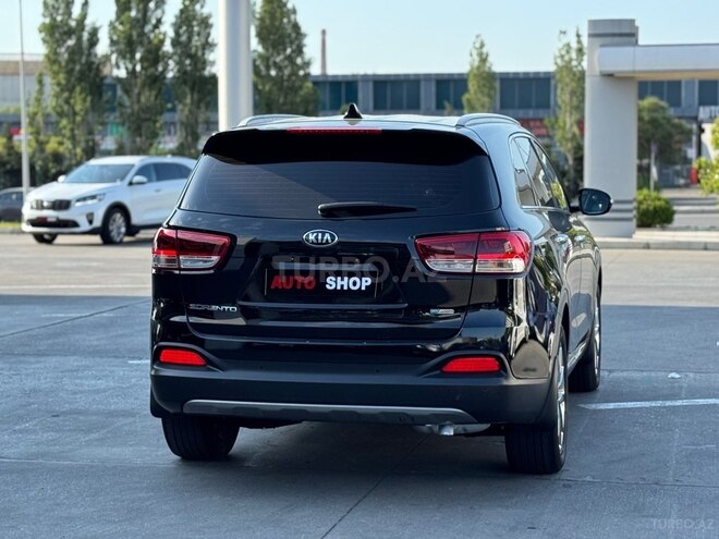 Kia Sorento-5