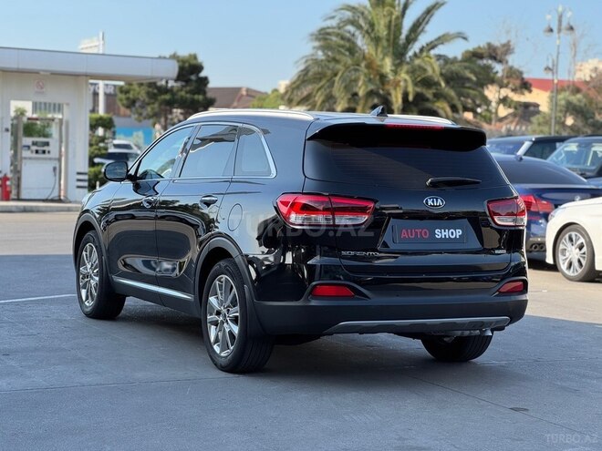 Kia Sorento-8