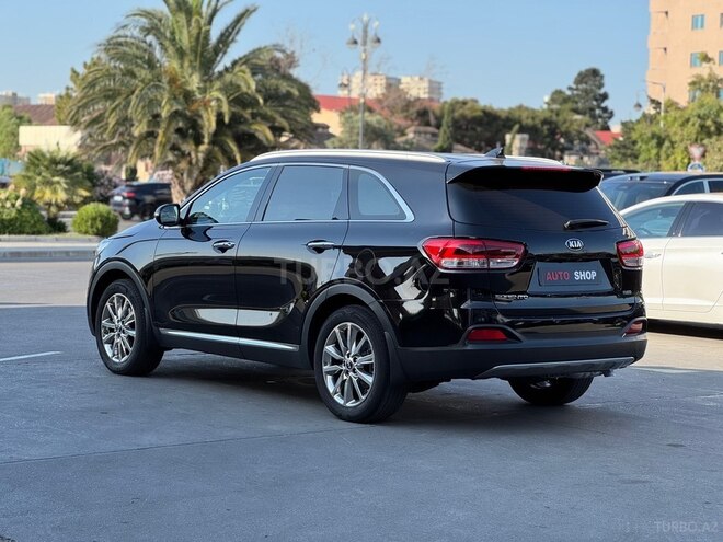 Kia Sorento-9