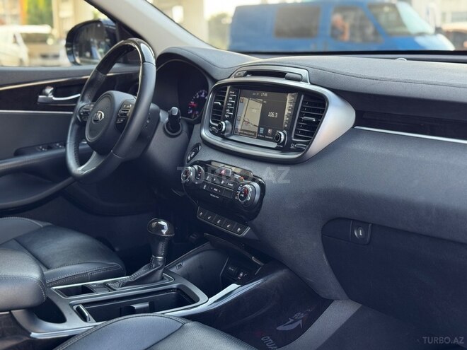 Kia Sorento-22