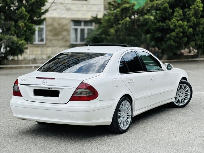 Mercedes E 220-14
