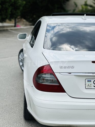 Mercedes E 220-15