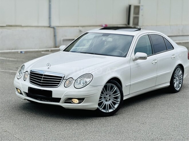 Mercedes E 220-2