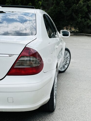 Mercedes E 220-16