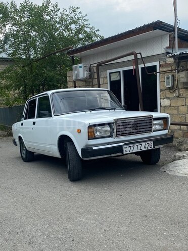 LADA (VAZ) 2107-2
